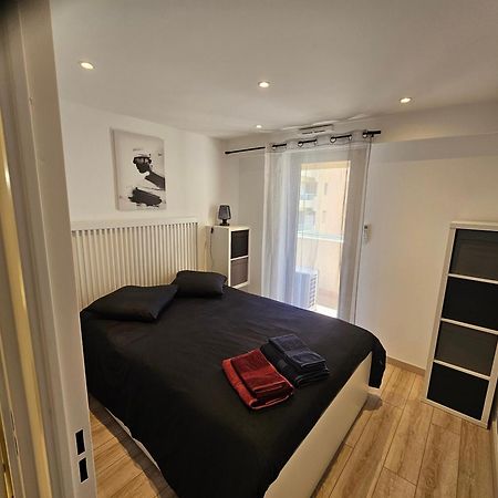Beautiful 1 Bedroom Flat Ница Екстериор снимка
